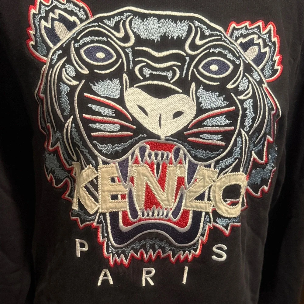 Kenzo Black Crewneck Sweater with Tiger Design - Picture 3 of 3